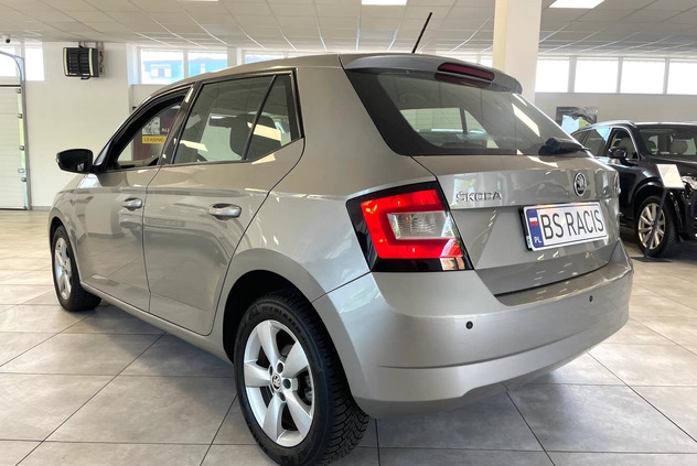 Skoda Fabia cena 39900 przebieg: 175680, rok produkcji 2016 z Suwałki małe 277